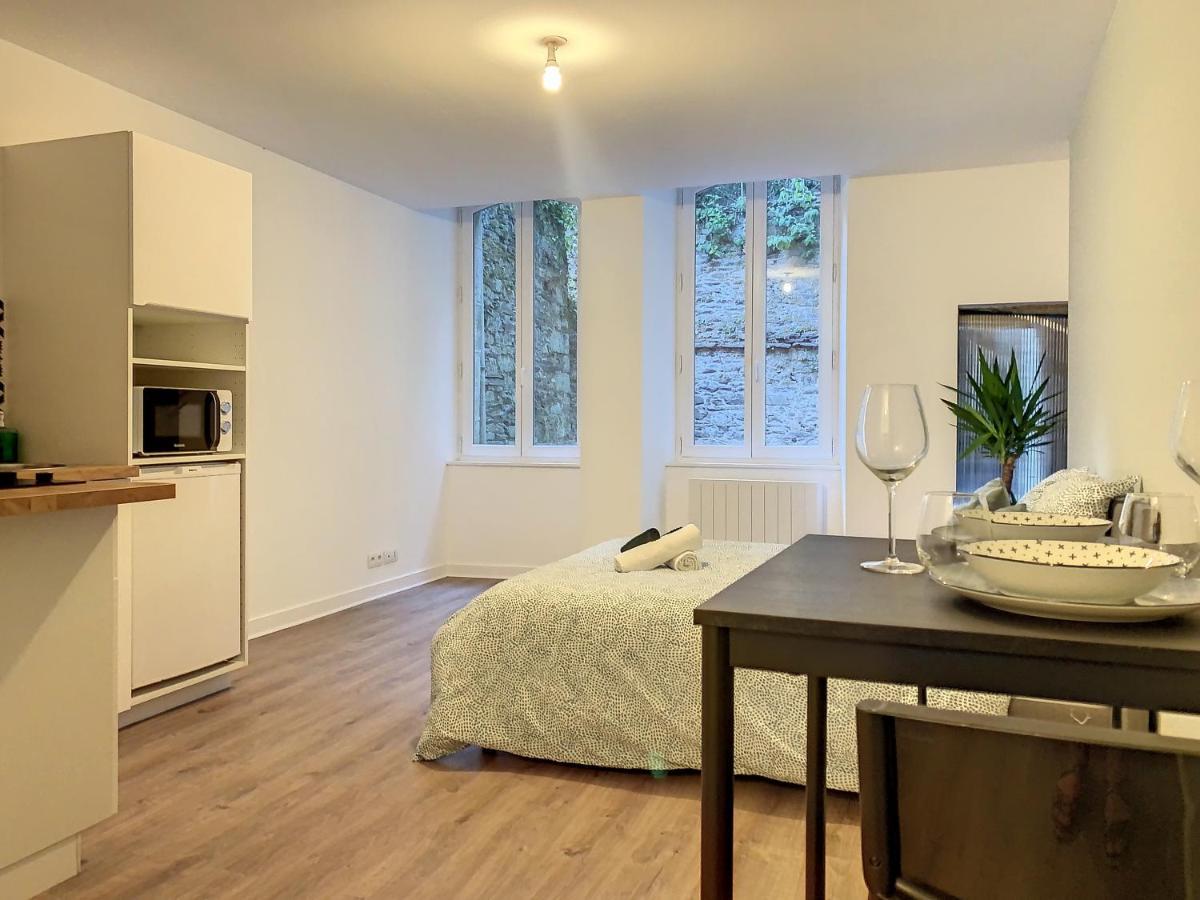 Апартаменты Gambetta - Studio - Terrasse - Proche Gare Морле Экстерьер фото